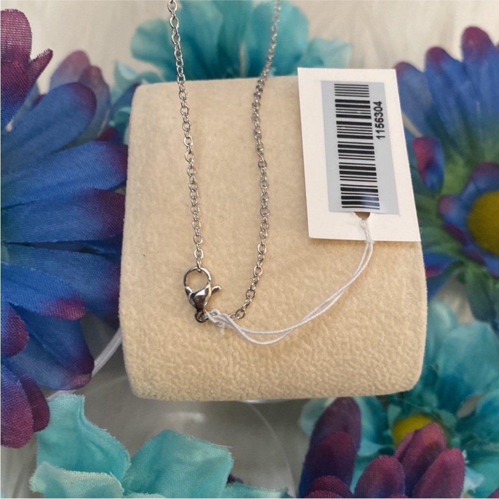 Blue Topaz Gemstone Pendant Necklace NEW! - Picture 3 of 5